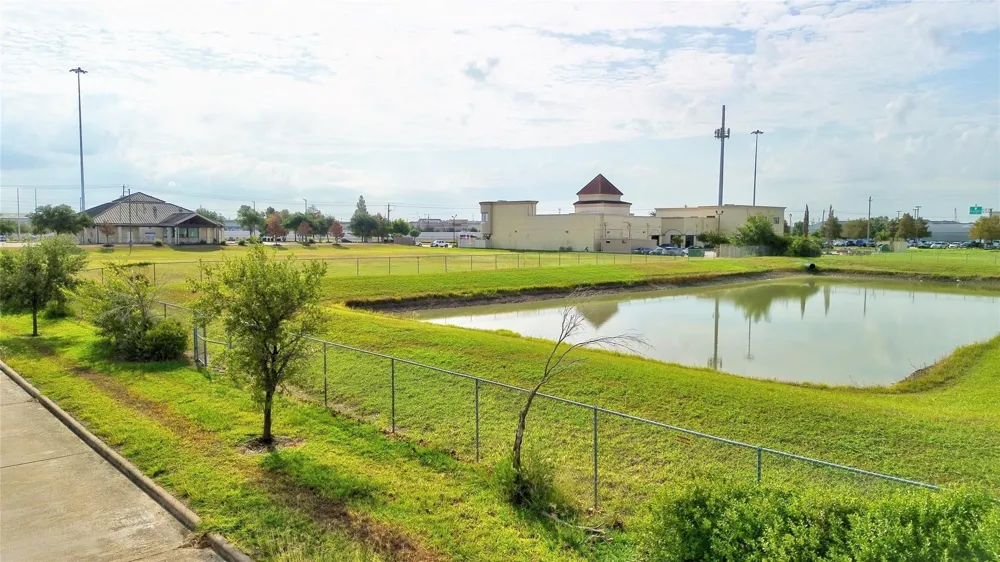 4242 Keith Road Pasadena, TX 77505