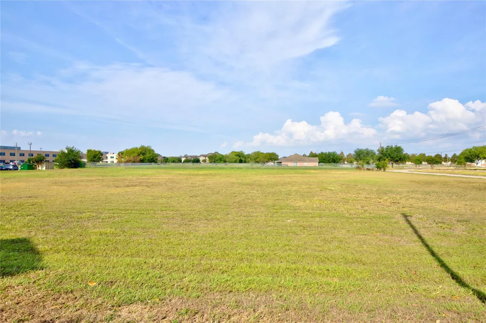 4242 Keith Road Pasadena, TX 77505