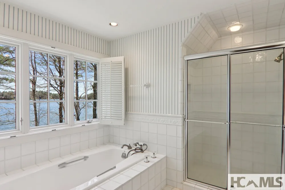 138 Indian Trace Lake Toxaway, NC 28747