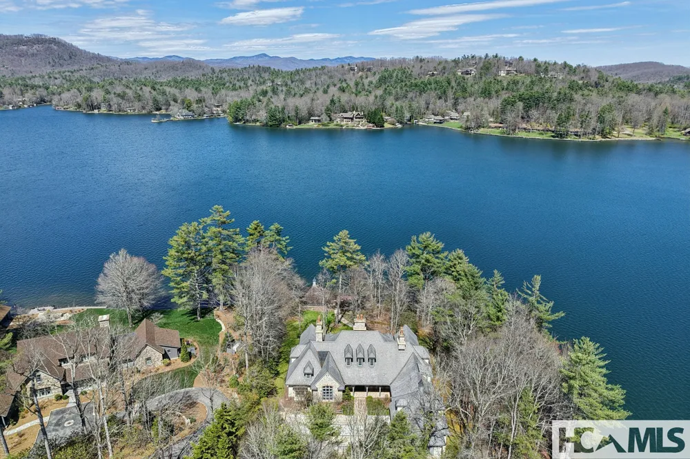 138 Indian Trace Lake Toxaway, NC 28747
