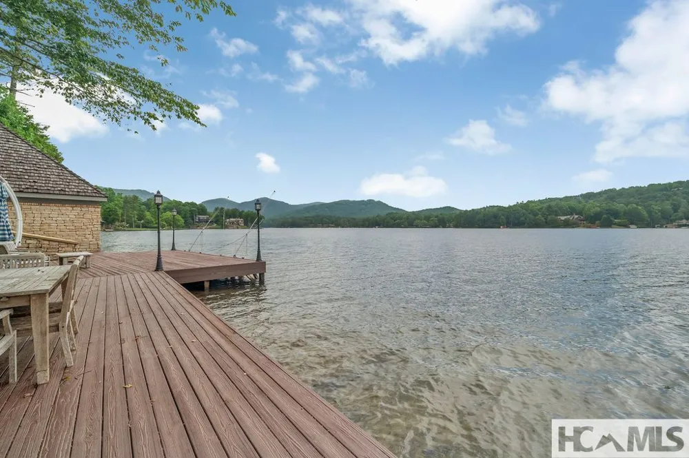 138 Indian Trace Lake Toxaway, NC 28747