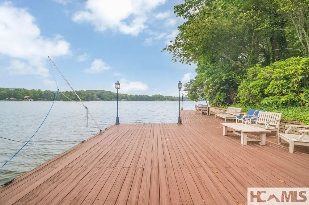 138 Indian Trace Lake Toxaway, NC 28747
