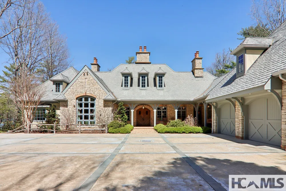 138 Indian Trace Lake Toxaway, NC 28747