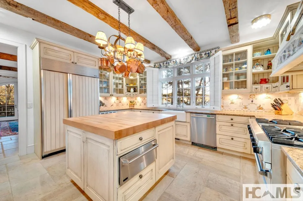 138 Indian Trace Lake Toxaway, NC 28747