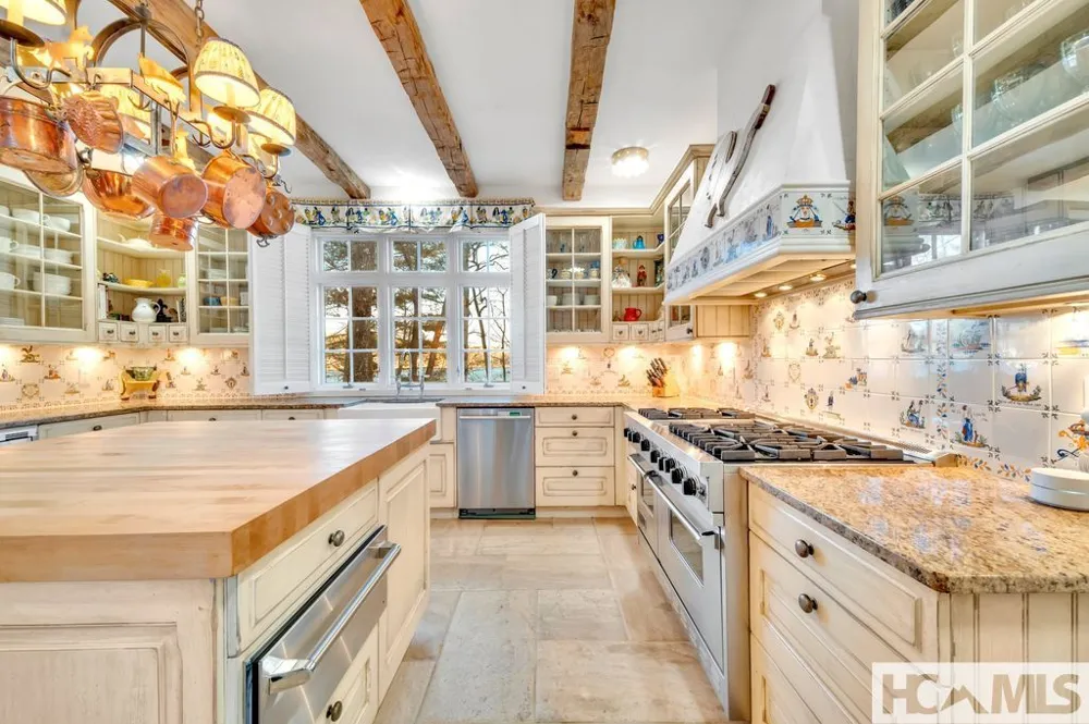 138 Indian Trace Lake Toxaway, NC 28747