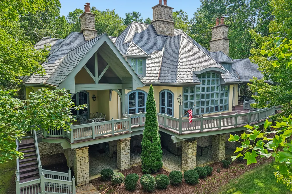 138 Indian Trace Lake Toxaway, NC 28747