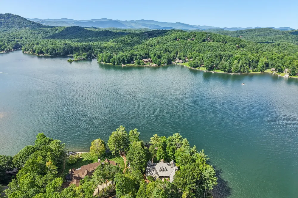 138 Indian Trace Lake Toxaway, NC 28747