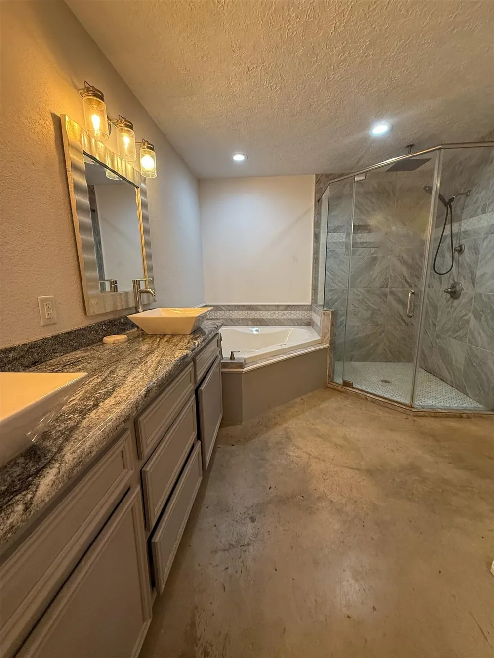 107 County Road 409 Sweeny, TX 77480