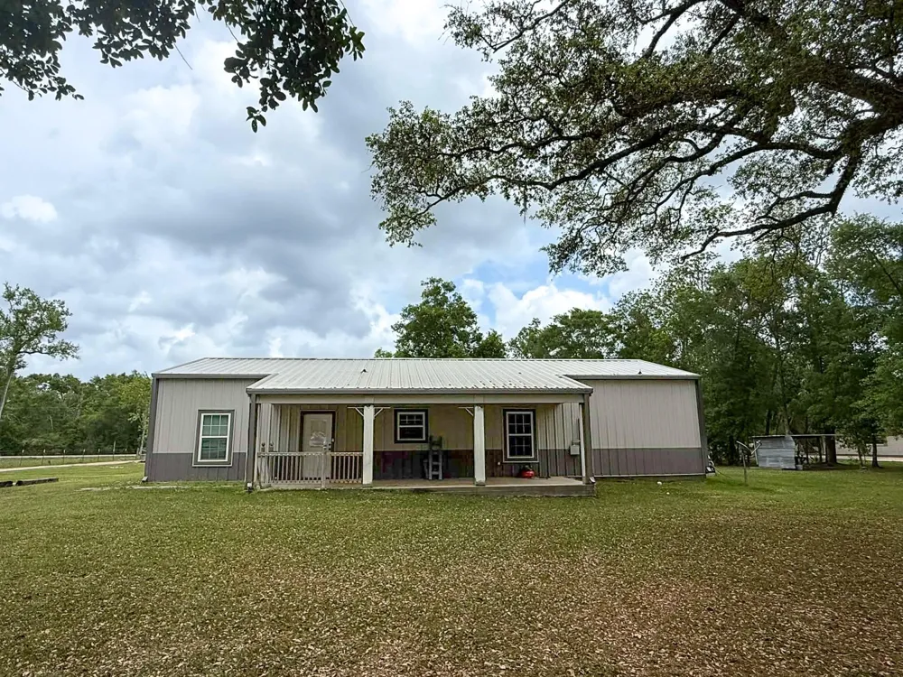 107 County Road 409 Sweeny, TX 77480