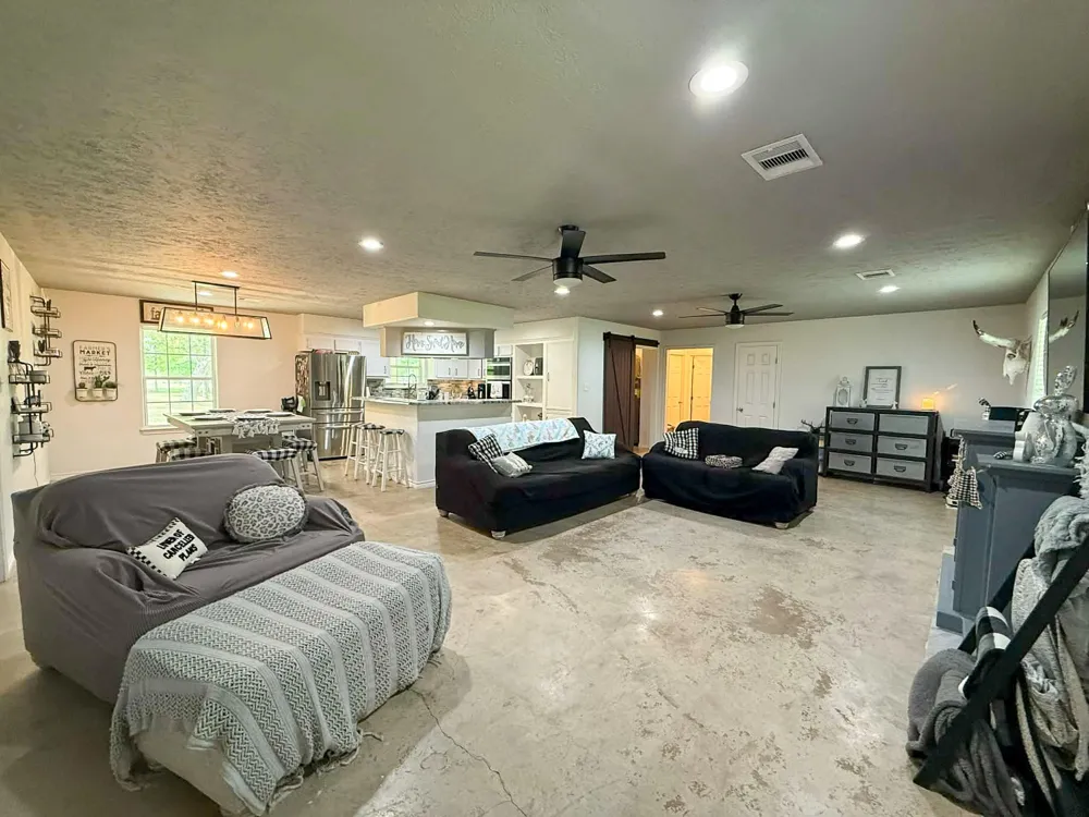 107 County Road 409 Sweeny, TX 77480