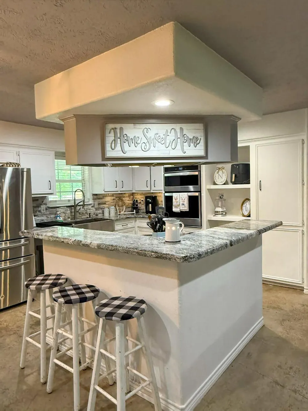 107 County Road 409 Sweeny, TX 77480