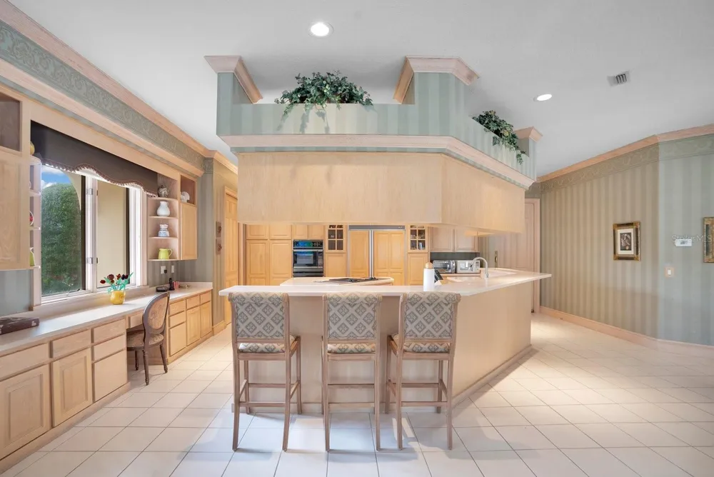 3300 BRIDGEFIELD DRIVE Lakeland, FL 33803