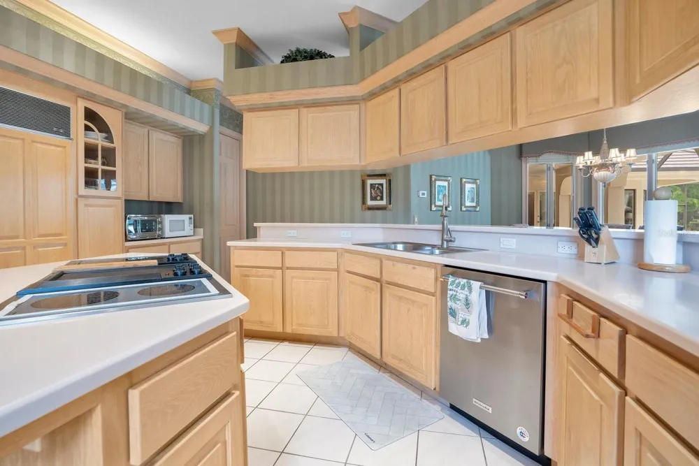 3300 BRIDGEFIELD DRIVE Lakeland, FL 33803