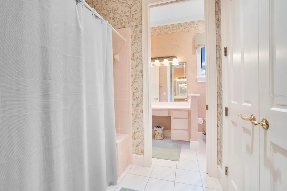 3300 BRIDGEFIELD DRIVE Lakeland, FL 33803