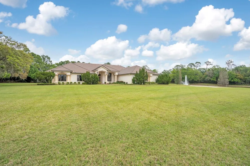 3300 BRIDGEFIELD DRIVE Lakeland, FL 33803