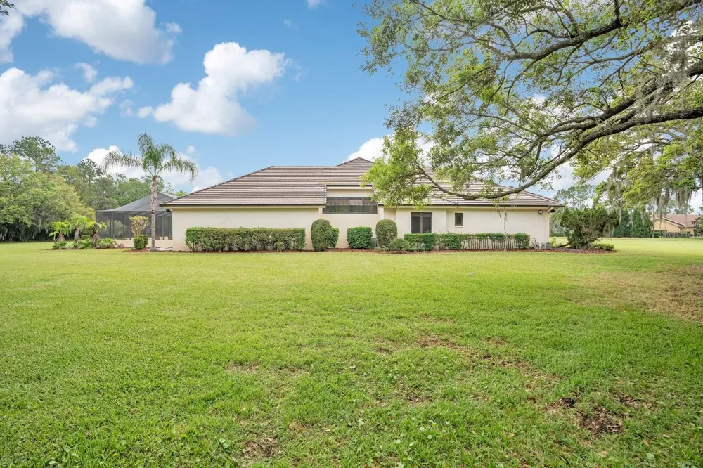 3300 BRIDGEFIELD DRIVE Lakeland, FL 33803