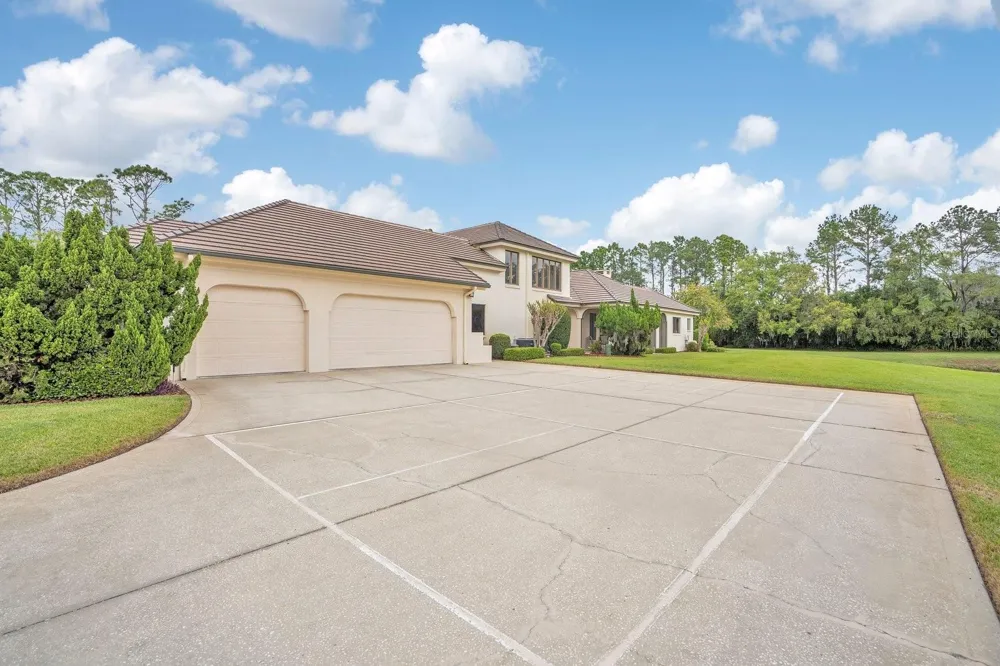 3300 BRIDGEFIELD DRIVE Lakeland, FL 33803