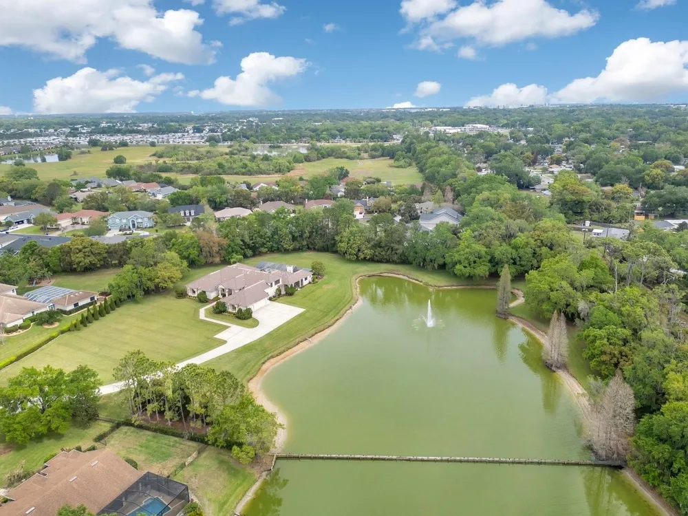 3300 BRIDGEFIELD DRIVE Lakeland, FL 33803