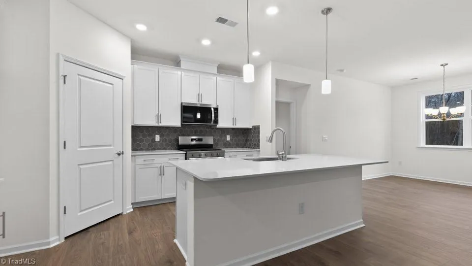 304 Sefton Drive Jamestown, NC 27282