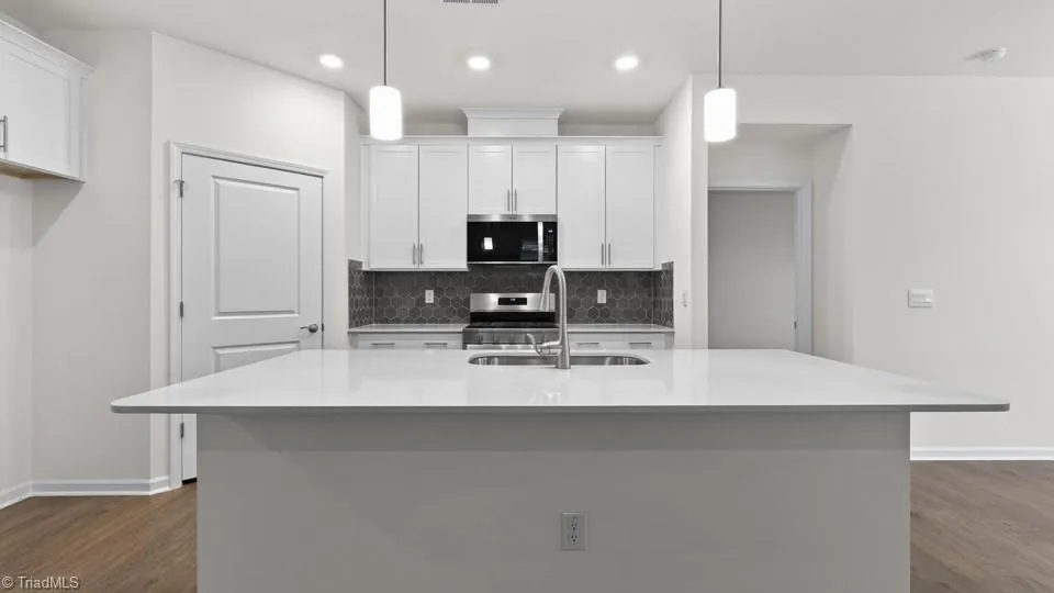 304 Sefton Drive Jamestown, NC 27282