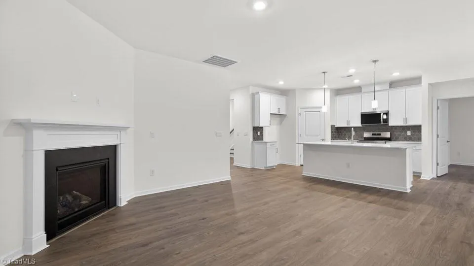 304 Sefton Drive Jamestown, NC 27282