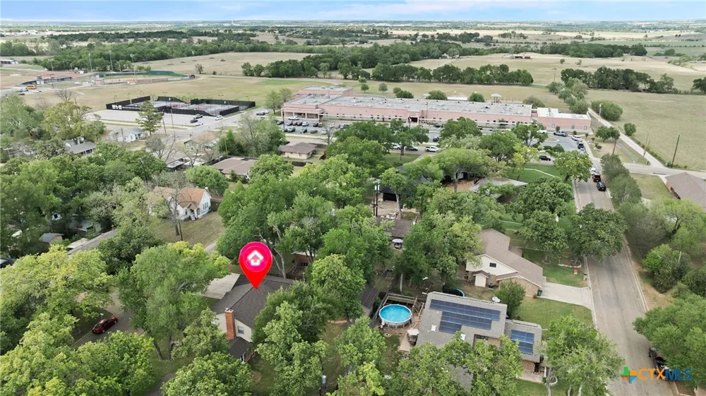 1903 Harding Avenue Cameron, TX 76520