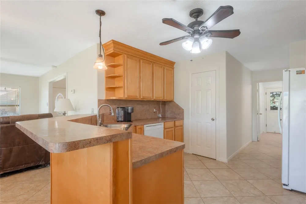 15 Lakeside Trinity, TX 75862