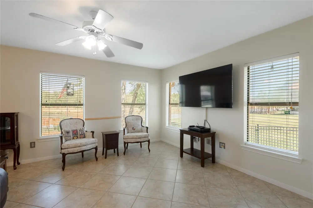 15 Lakeside Trinity, TX 75862