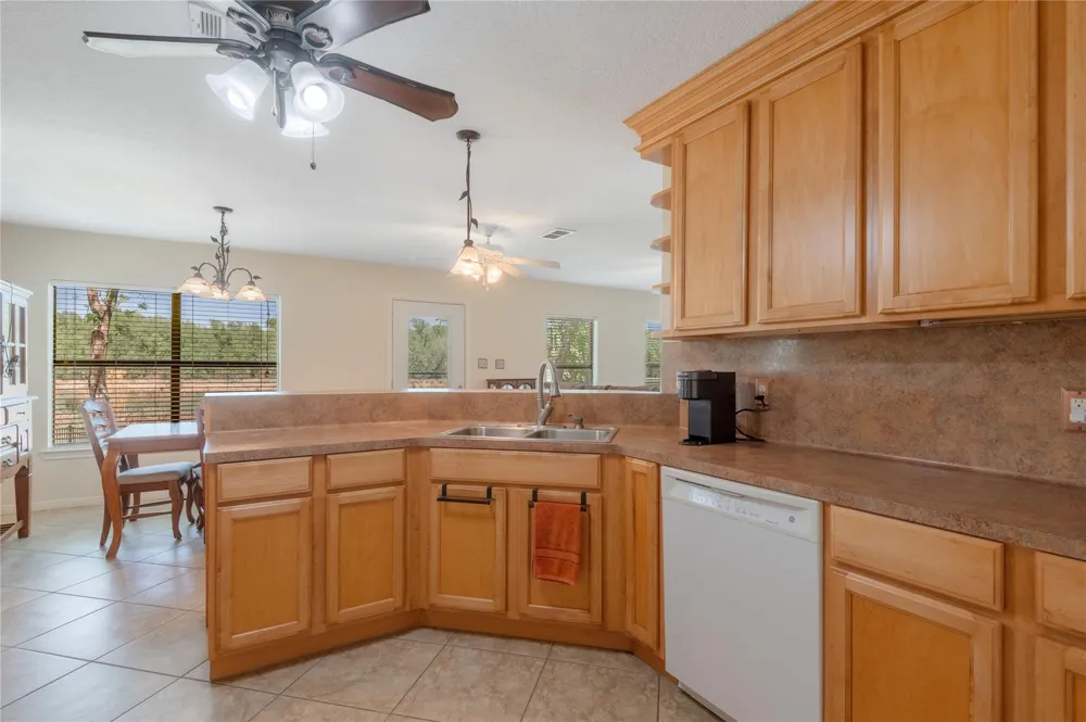 15 Lakeside Trinity, TX 75862