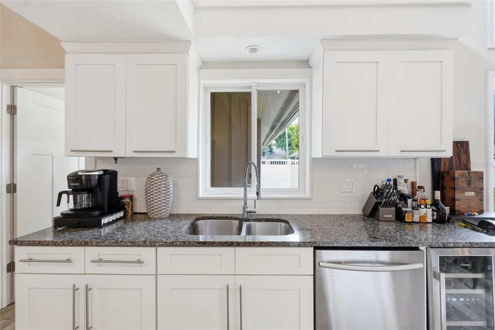 13917 76TH TERRACE Seminole, FL 33776