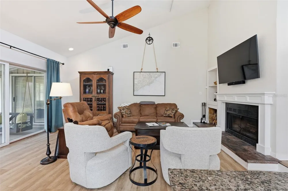 13917 76TH TERRACE Seminole, FL 33776