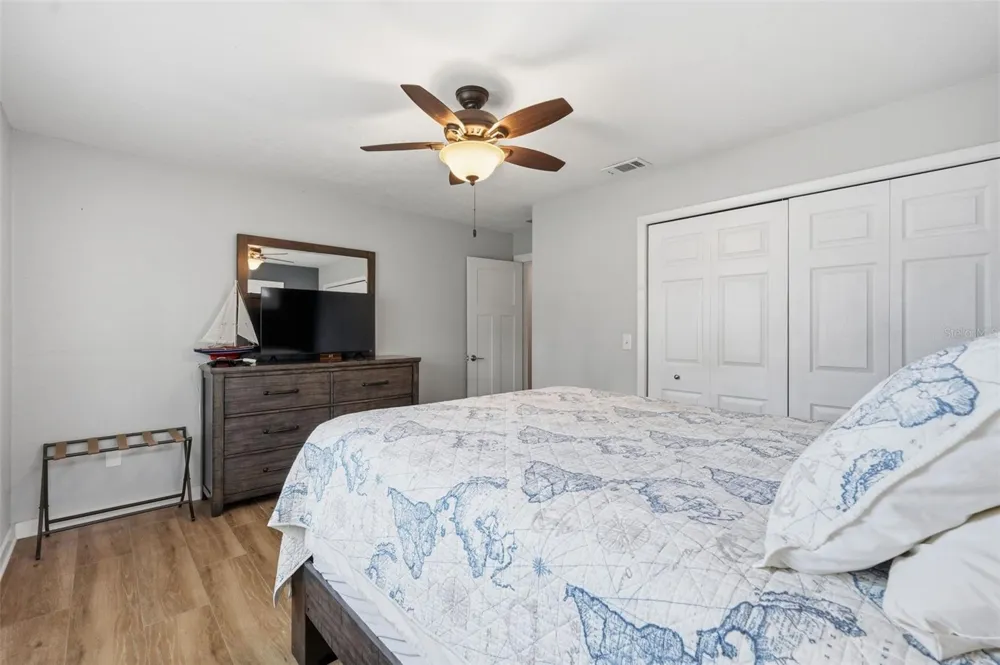 13917 76TH TERRACE Seminole, FL 33776
