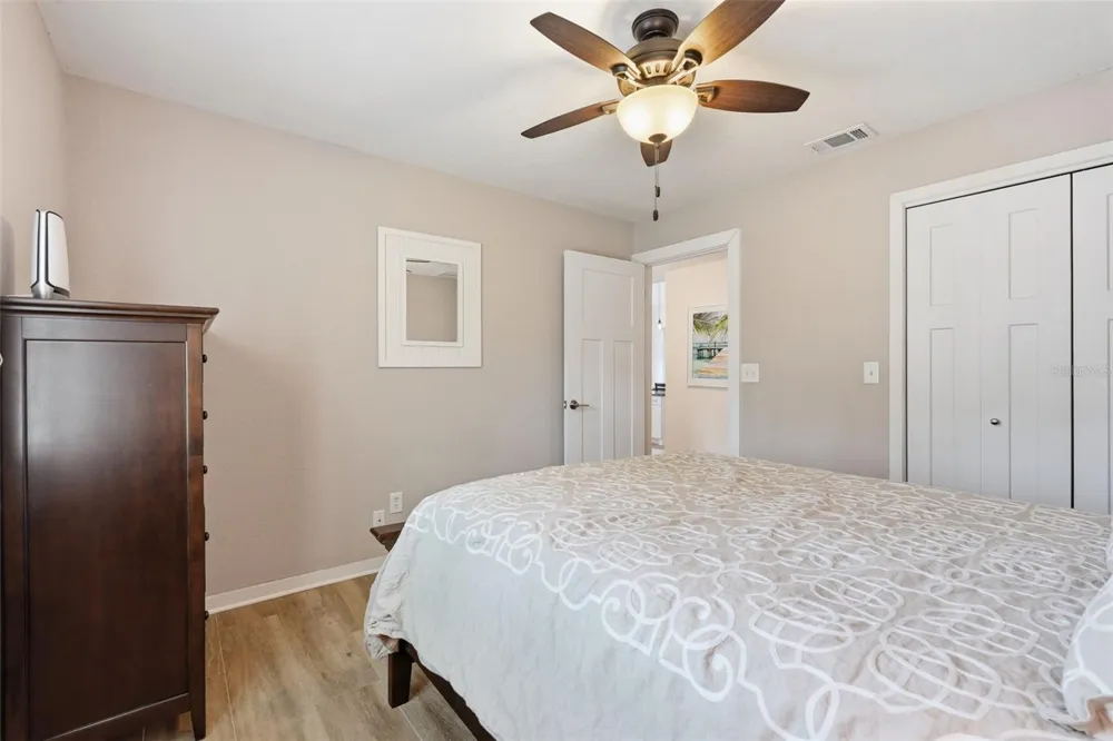 13917 76TH TERRACE Seminole, FL 33776