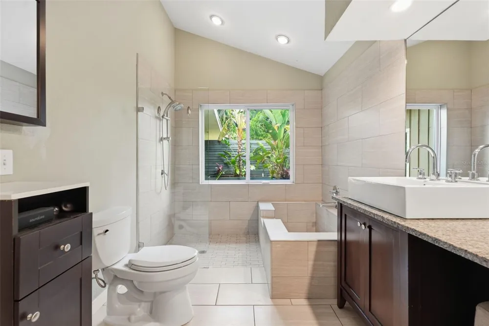 13917 76TH TERRACE Seminole, FL 33776