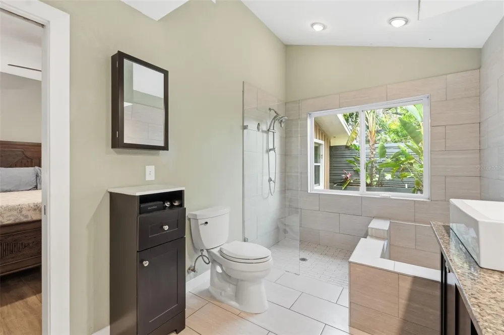 13917 76TH TERRACE Seminole, FL 33776
