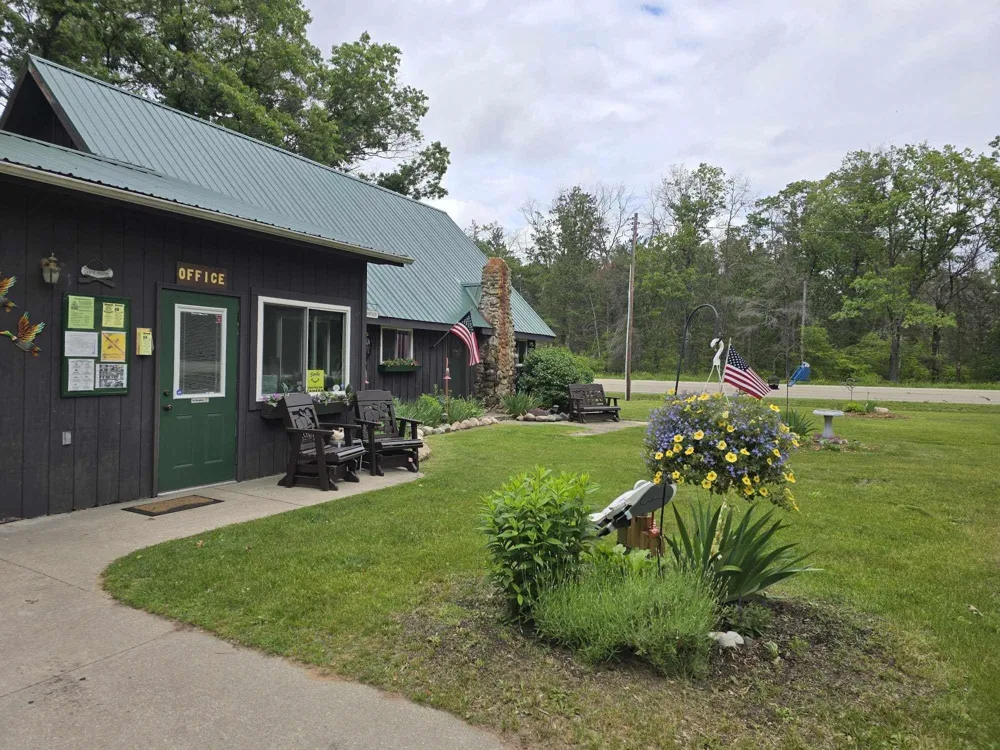 6160 Rollways Road Plainfield Township, MI 48739