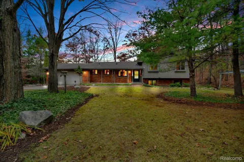 75 Ridgemont Road