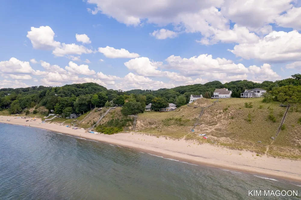 45 Valleywood Court Holland, MI 49423