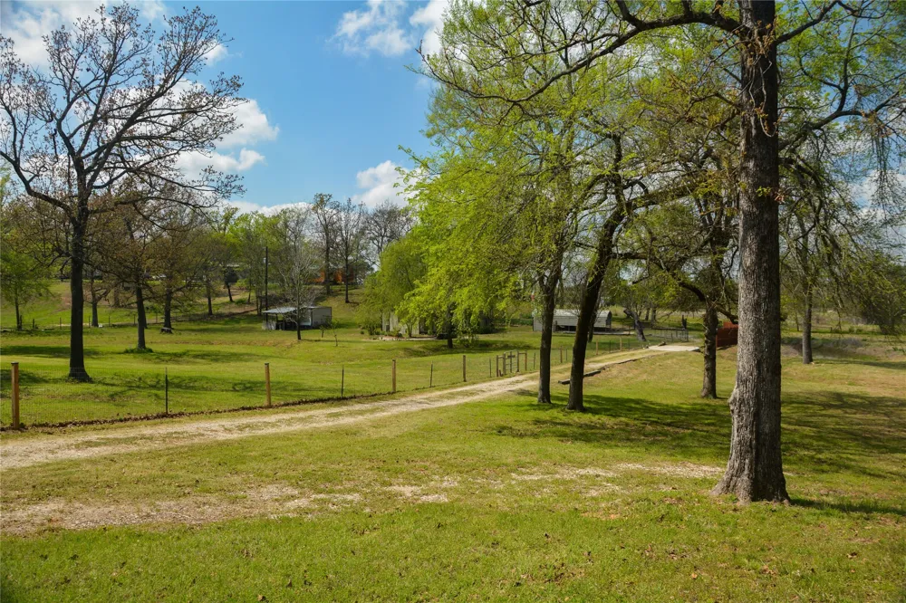 545 VZ County Road 2923 Mabank, TX 75147