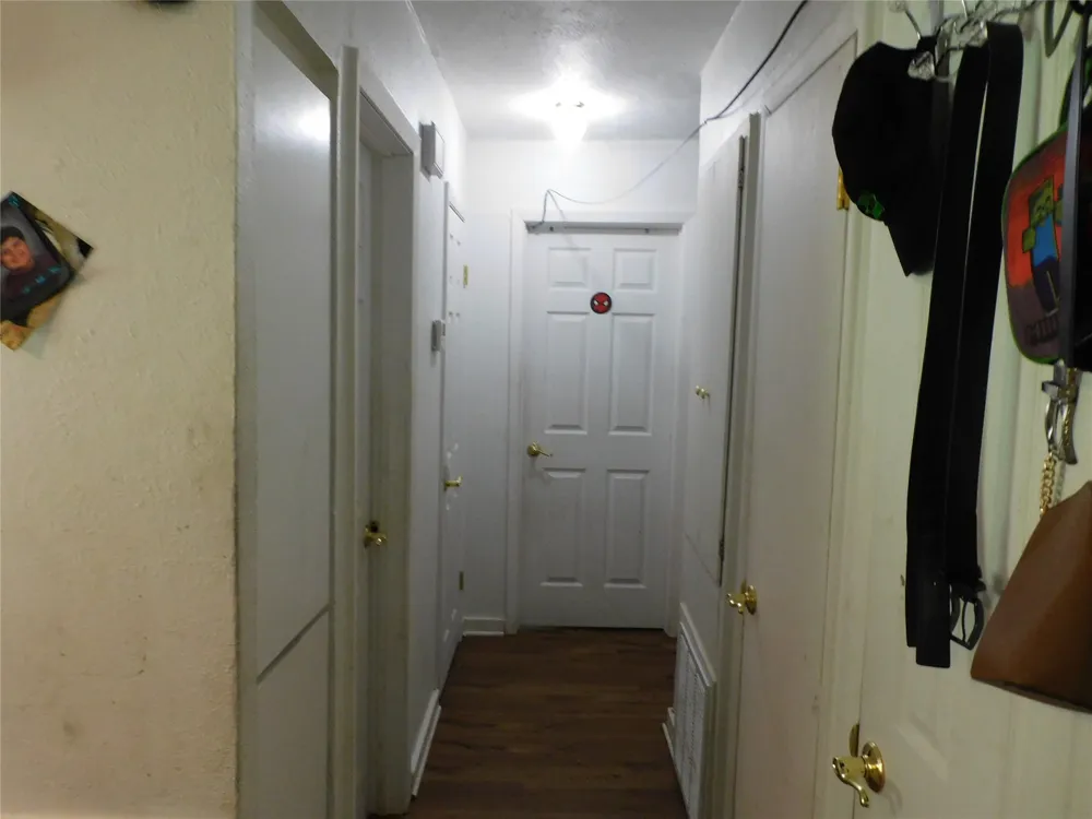 409 W Vista Drive Garland, TX 75041