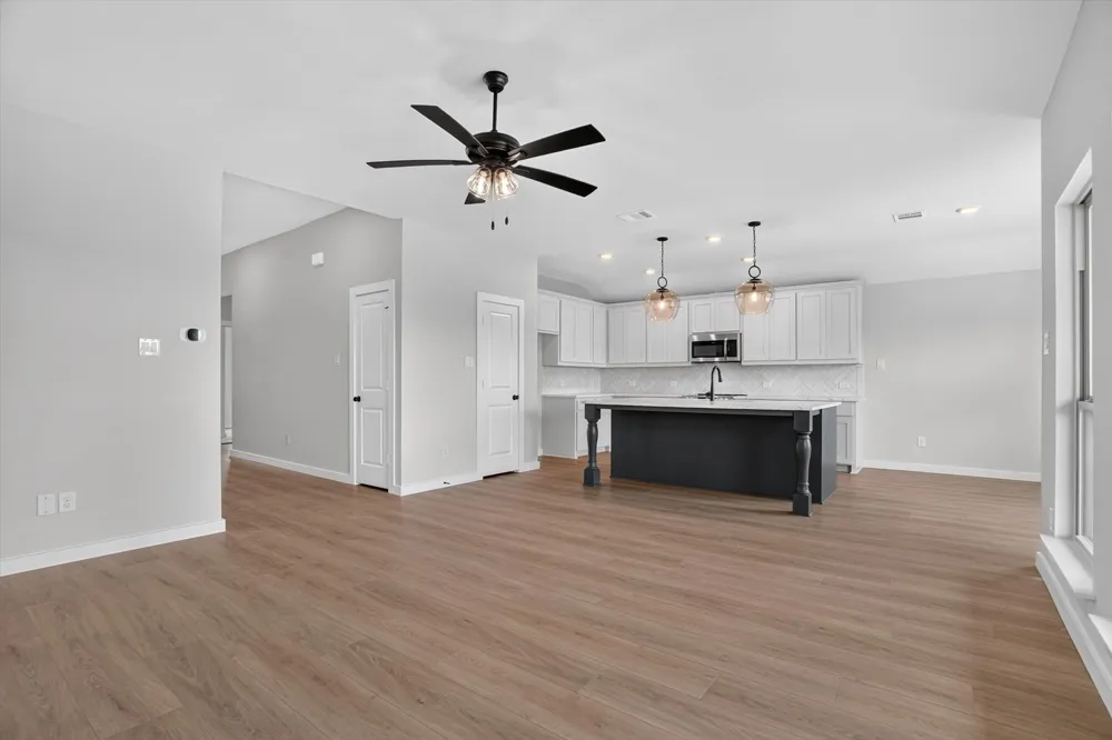 105 Mesa Drive Glen Rose, TX 76043