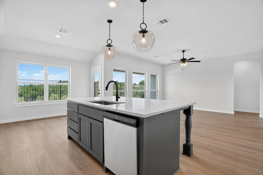 105 Mesa Drive Glen Rose, TX 76043