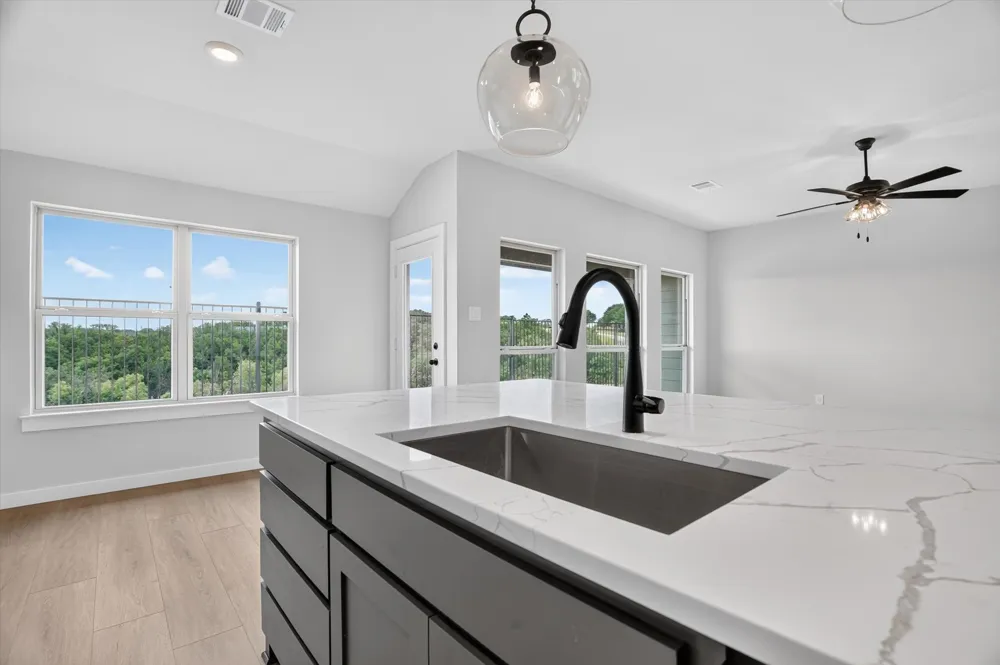 105 Mesa Drive Glen Rose, TX 76043