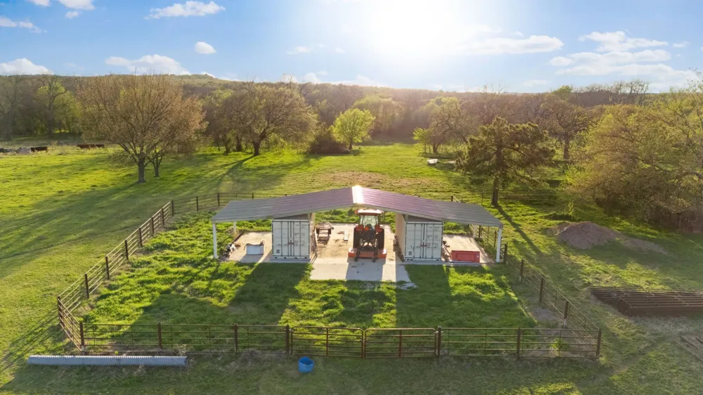 3647 COUNTY ROAD 265 Collinsville, TX 76233