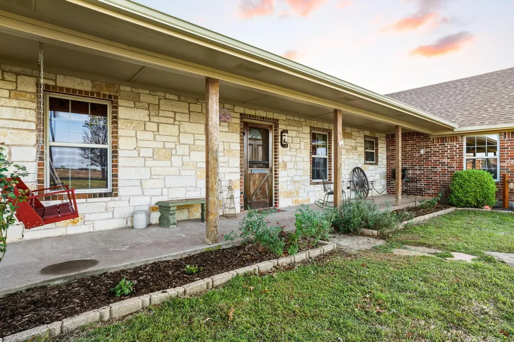 420 County Road 4825 Leonard, TX 75452
