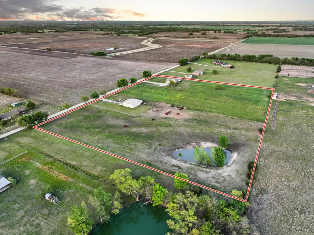 420 County Road 4825 Leonard, TX 75452