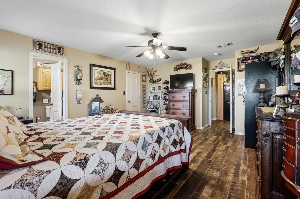 420 County Road 4825 Leonard, TX 75452