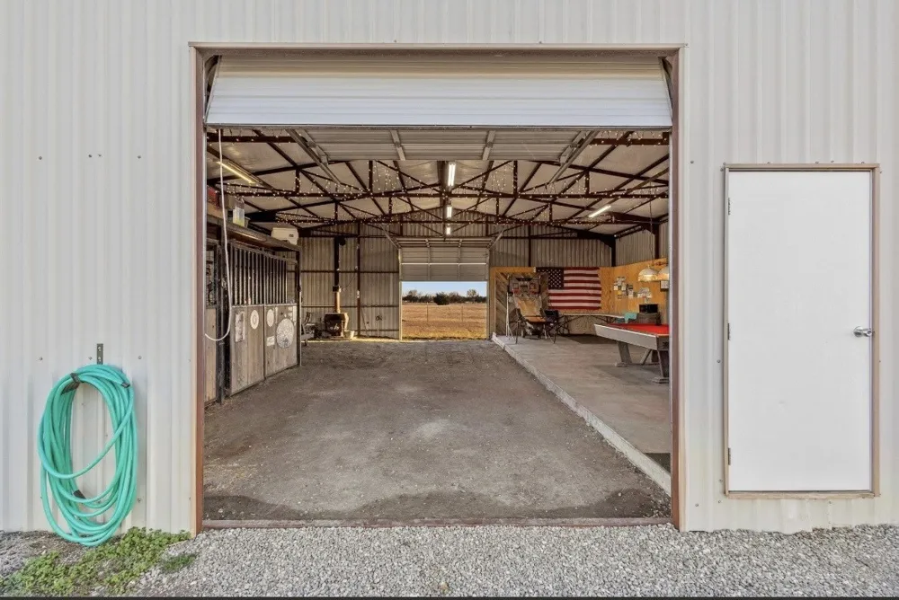420 County Road 4825 Leonard, TX 75452