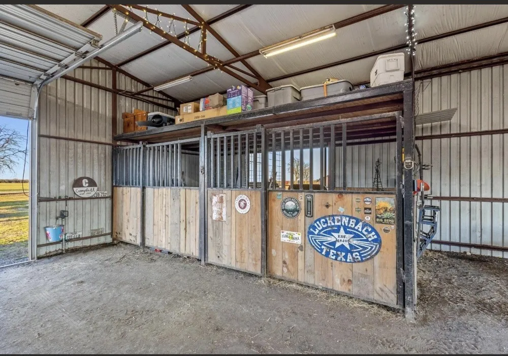 420 County Road 4825 Leonard, TX 75452