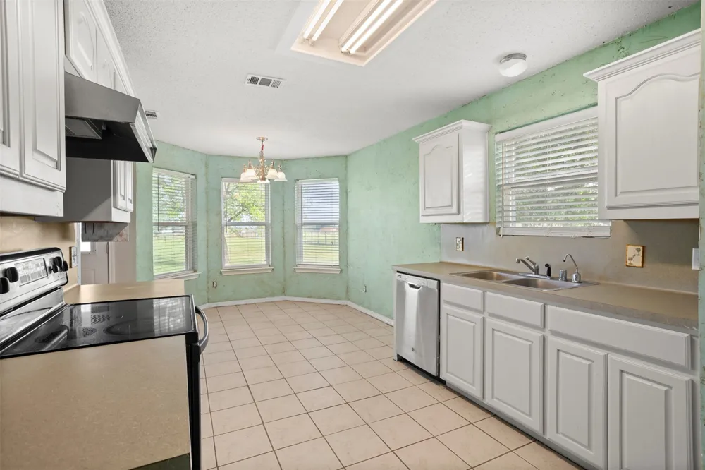 2825 FM 876 Waxahachie, TX 75167